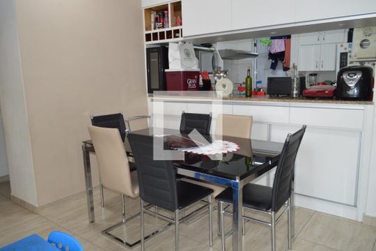 Sala de apartamento à venda com 3 quartos, 75m² em Vila Mariana, São Paulo