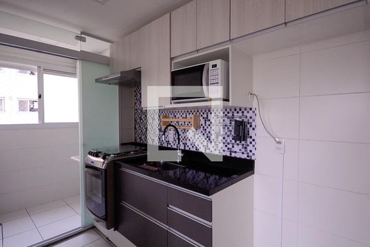 Cozinha de apartamento para alugar com 2 quartos, 41m² em Jardim Sao Saverio, São Paulo