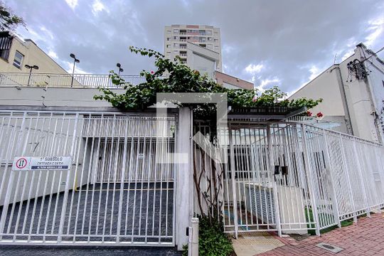 Fachada de apartamento à venda com 2 quartos, 55m² em Quarta Parada, São Paulo