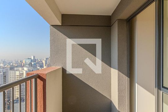 Varanda de kitnet/studio à venda com 1 quarto, 25m² em Consolação, São Paulo