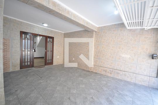 Garagem de casa à venda com 2 quartos, 75m² em Tucuruvi, São Paulo