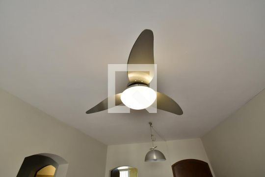 Sala - Detalhe de apartamento para alugar com 3 quartos, 90m² em Centro, Campinas