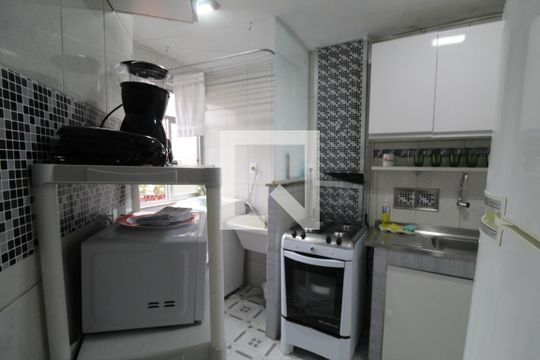 Cozinha de apartamento à venda com 1 quarto, 60m² em Curicica, Rio de Janeiro