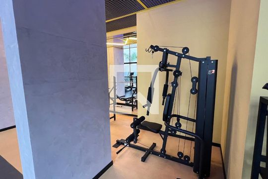Academia de kitnet/studio para alugar com 1 quarto, 27m² em Pinheiros, São Paulo