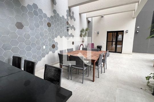 Churrasqueira de kitnet/studio para alugar com 1 quarto, 27m² em Pinheiros, São Paulo
