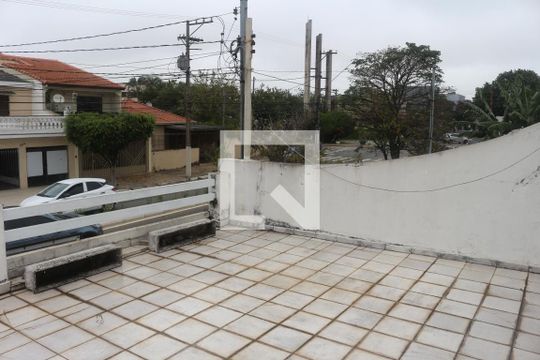 Sacada de casa para alugar com 3 quartos, 280m² em Osvaldo Cruz, São Caetano do Sul