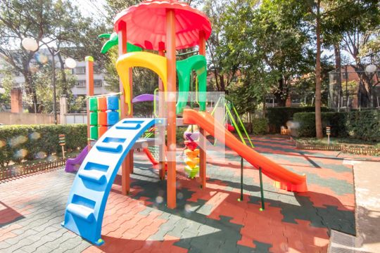 Área comum - Playground de apartamento para alugar com 3 quartos, 84m² em Continental, Osasco