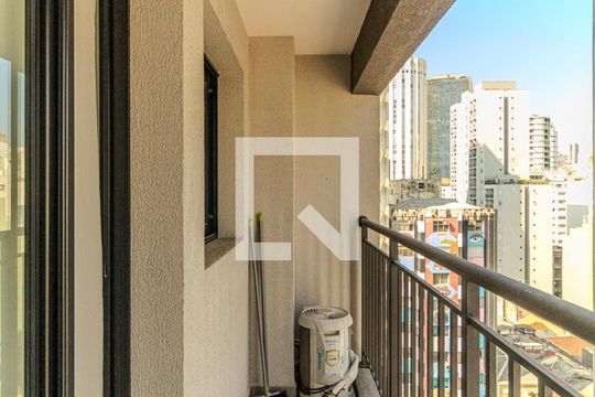 Varanda de kitnet/studio à venda com 1 quarto, 26m² em Vila Buarque, São Paulo