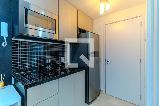 Cozinha de kitnet/studio à venda com 1 quarto, 26m² em Vila Buarque, São Paulo