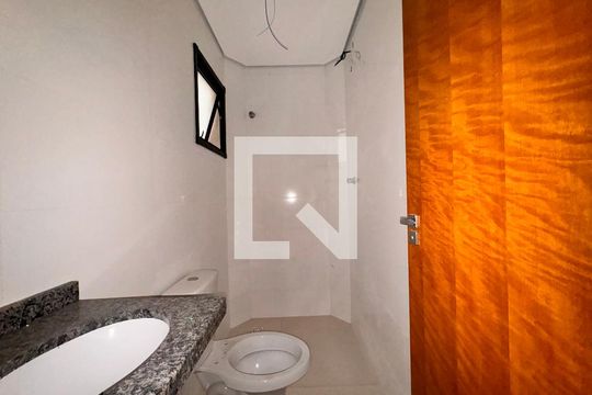 Banheiro de apartamento à venda com 2 quartos, 80m² em Jardim Alvorada, Santo André