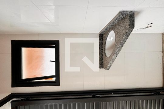 Banheiro de serviço de apartamento à venda com 2 quartos, 80m² em Jardim Alvorada, Santo André