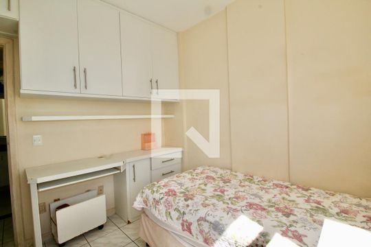 Quarto 1 de apartamento para alugar com 2 quartos, 78m² em Pituba, Salvador
