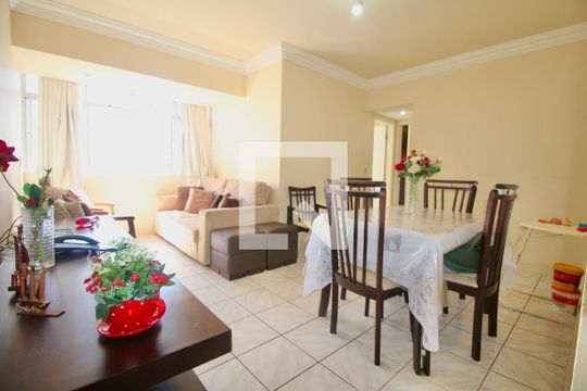 Apartamento para alugar com 2 quartos, 78m² em Pituba, Salvador