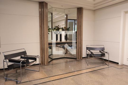 Hall de entrada de apartamento à venda com 3 quartos, 154m² em Vila Olímpia, São Paulo