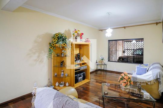 Casa à venda com 3 quartos, 180m² em Barcelona, São Caetano do Sul