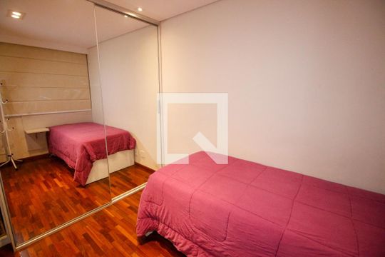 Quarto 1 de apartamento à venda com 3 quartos, 79m² em Chácara Agrindus, Taboão da Serra