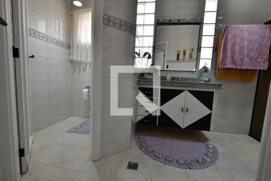 Banheiro 1 de casa à venda com 3 quartos, 1090m² em Parque Taquaral, Campinas