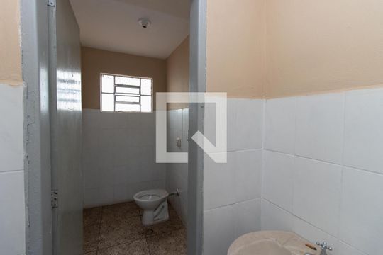 Banheiro 1 de casa para alugar com 2 quartos, 300m² em Vila Maria, São Paulo