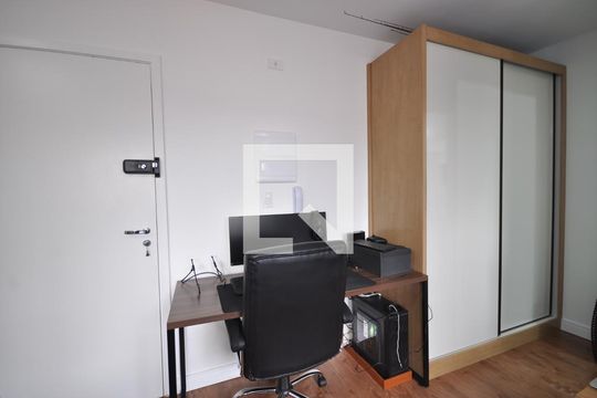 Quarto de apartamento à venda com 1 quarto, 27m² em Vila Mazzei, São Paulo