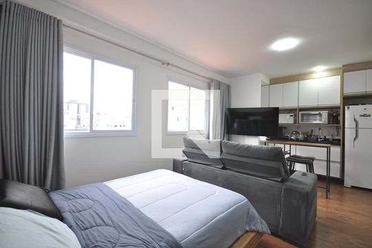 Quarto de apartamento à venda com 1 quarto, 27m² em Vila Mazzei, São Paulo