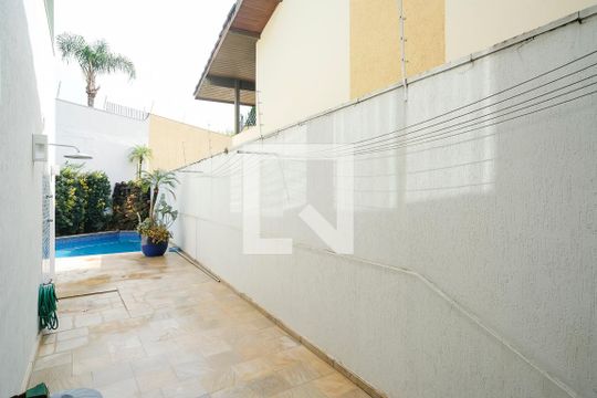 Corredor área de serviço de casa à venda com 5 quartos, 380m² em Jardim Sao Caetano, São Caetano do Sul