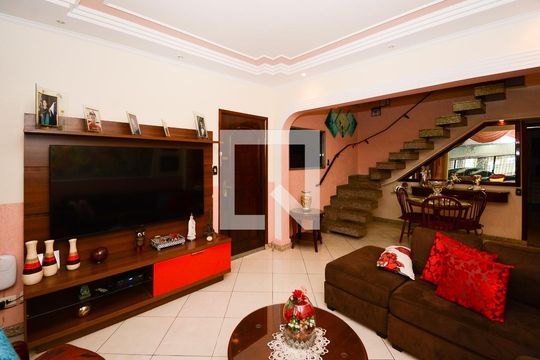 Sala de casa à venda com 3 quartos, 192m² em Santa Terezinha, São Bernardo do Campo