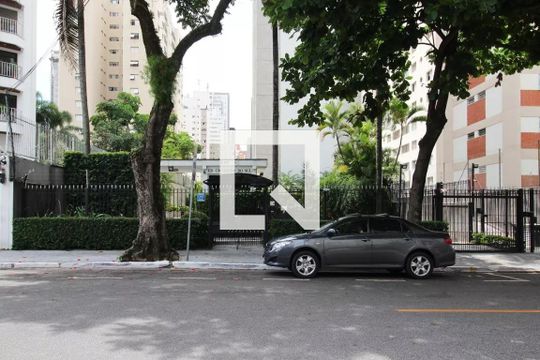 Fachada de apartamento à venda com 3 quartos, 82m² em Indianópolis, São Paulo
