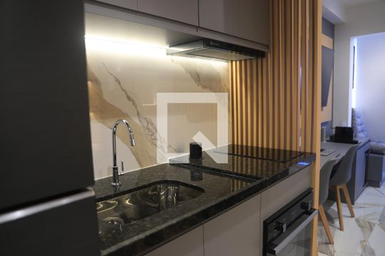 Studio Cozinha de kitnet/studio para alugar com 0 quarto, 27m² em Mirandópolis, São Paulo