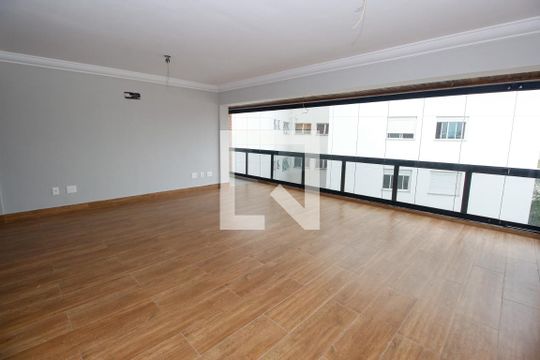 Sala de apartamento à venda com 4 quartos, 181m² em Morumbi, São Paulo
