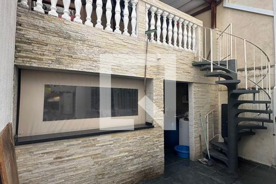 Área externa de casa à venda com 3 quartos, 150m² em Vila São Luís(zona Oeste), São Paulo
