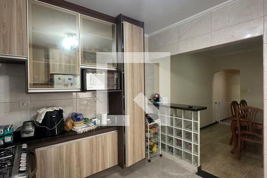 Cozinha de casa à venda com 3 quartos, 150m² em Vila São Luís(zona Oeste), São Paulo