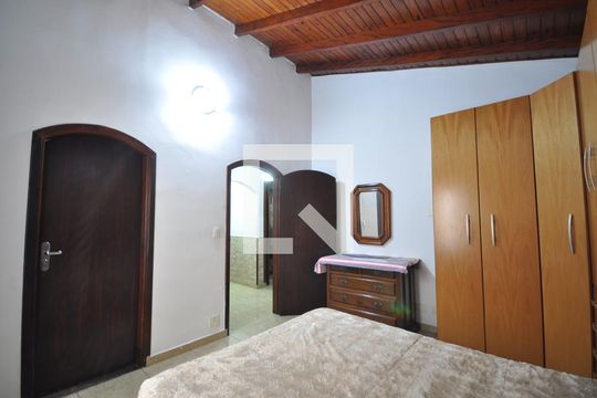 Quarto Suíte de casa à venda com 3 quartos, 200m² em Jardim Guanca, São Paulo
