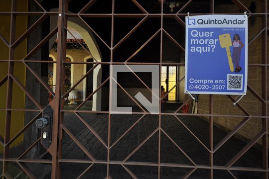 Fachada de casa à venda com 3 quartos, 200m² em Jardim Guanca, São Paulo