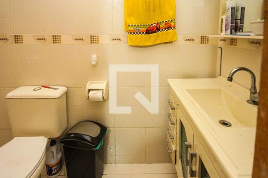 Banheiro da Suite de casa à venda com 2 quartos, 200m² em Vila Santa Clara, São Paulo