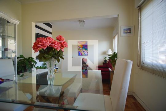 Sala de apartamento à venda com 2 quartos, 89m² em Rio Branco, Porto Alegre