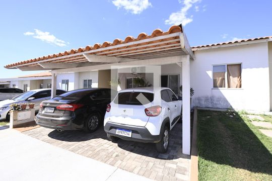 Garagem de casa de condomínio à venda com 2 quartos, 55m² em Jardim Gardênia, Goiânia