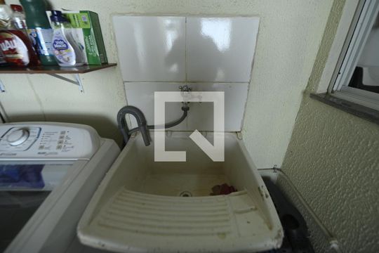 Área de Serviço de casa de condomínio à venda com 2 quartos, 55m² em Jardim Gardênia, Goiânia