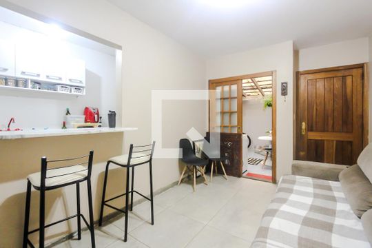 Sala de apartamento à venda com 1 quarto, 78m² em Auxiliadora, Porto Alegre