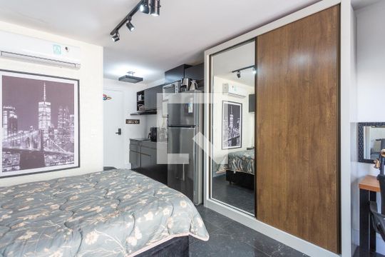 Sala/Quarto de apartamento para alugar com 1 quarto, 25m² em Auxiliadora, Porto Alegre