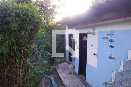 Casa à venda com 5 quartos, 300m² em Itaipu, Niterói