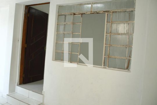 Quarto (casa2) de casa para alugar com 3 quartos, 120m² em Santa Terezinha, São Bernardo do Campo