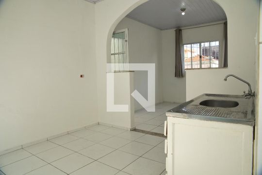 Cozinha/Sala de casa para alugar com 3 quartos, 120m² em Santa Terezinha, São Bernardo do Campo