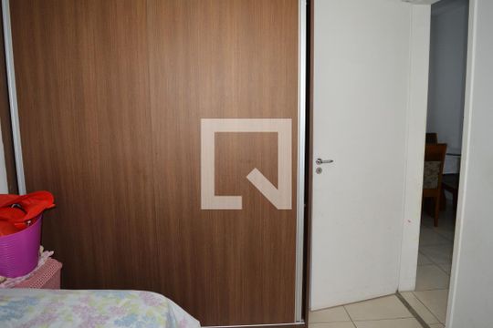 Quarto  de apartamento à venda com 2 quartos, 45m² em Chacaras Reunidas Santa Terezinha, Contagem