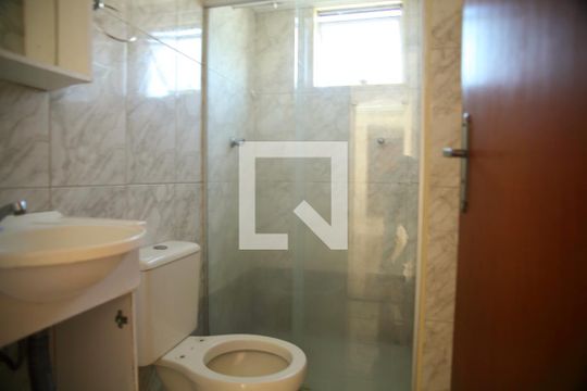 Banheiro de apartamento para alugar com 2 quartos, 66m² em Ferrazópolis, São Bernardo do Campo