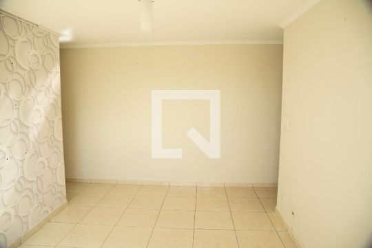 Sala de apartamento para alugar com 2 quartos, 66m² em Ferrazópolis, São Bernardo do Campo