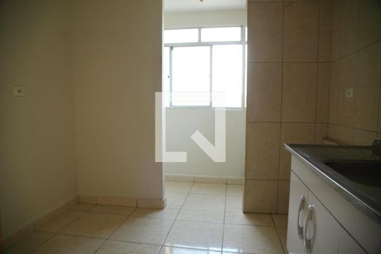 Cozinha de apartamento para alugar com 2 quartos, 66m² em Ferrazópolis, São Bernardo do Campo