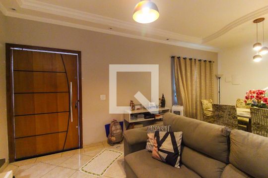 Sala de casa de condomínio à venda com 3 quartos, 110m² em Vila Regina, São Paulo