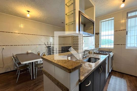 Cozinha de casa à venda com 6 quartos, 600m² em Jabaquara, São Paulo