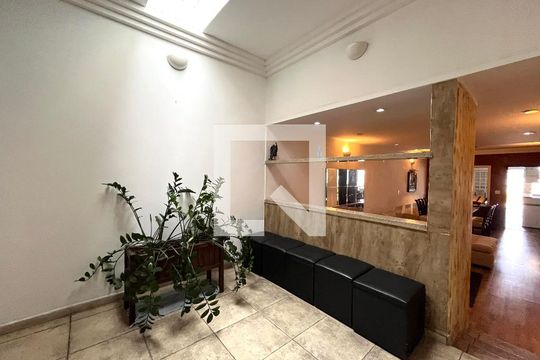 Hall de entrada de casa à venda com 6 quartos, 600m² em Jabaquara, São Paulo
