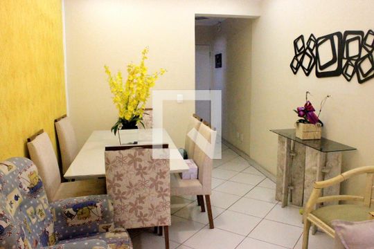 Sala de apartamento à venda com 2 quartos, 70m² em Vila Rosália, Guarulhos